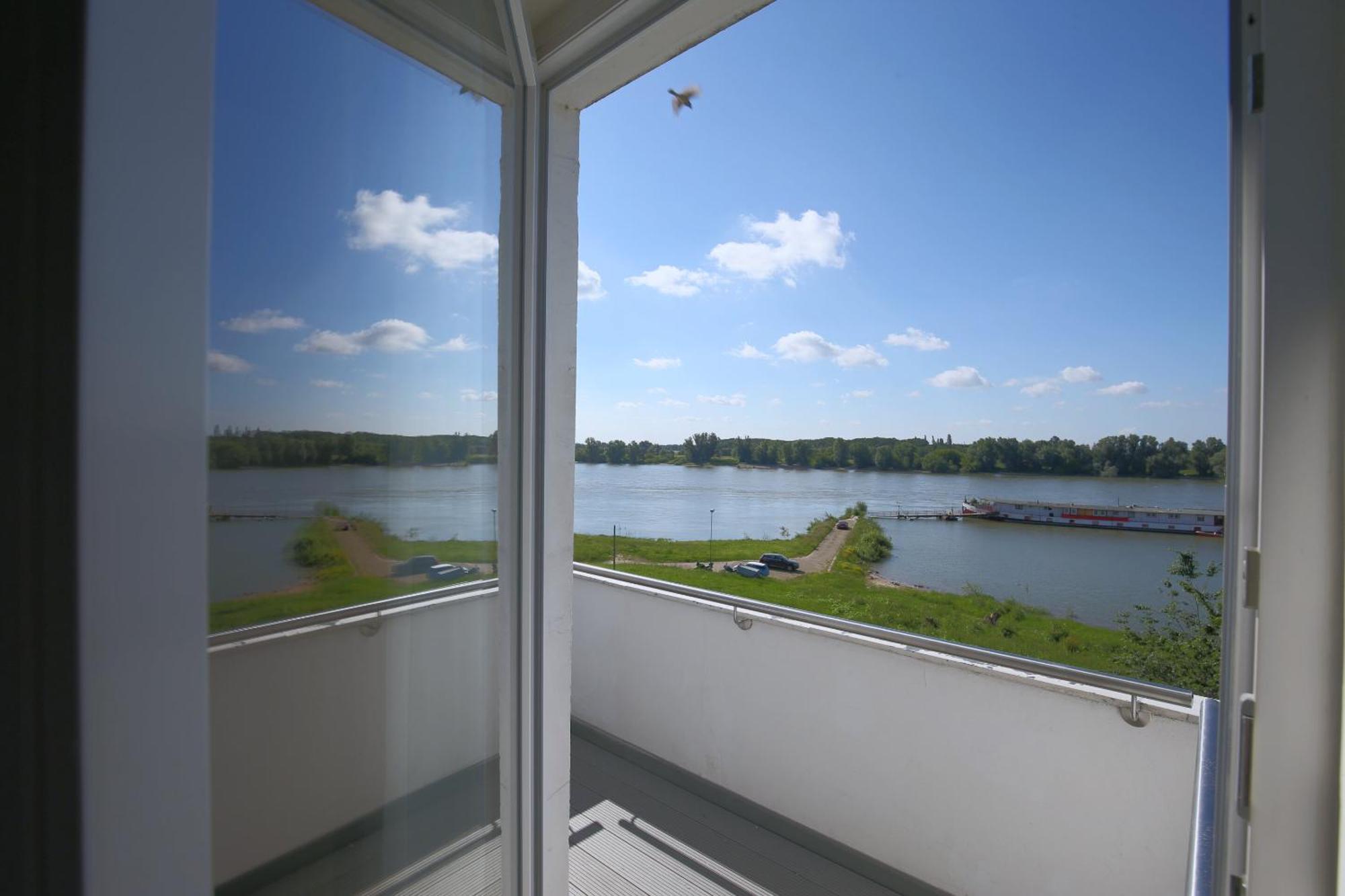 Hotel Faehrhaus Km734 Düsseldorf Chambre photo