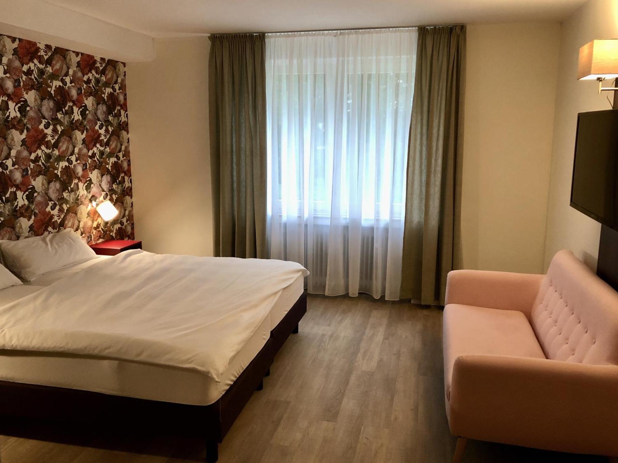 Hotel Faehrhaus Km734 Düsseldorf Chambre photo